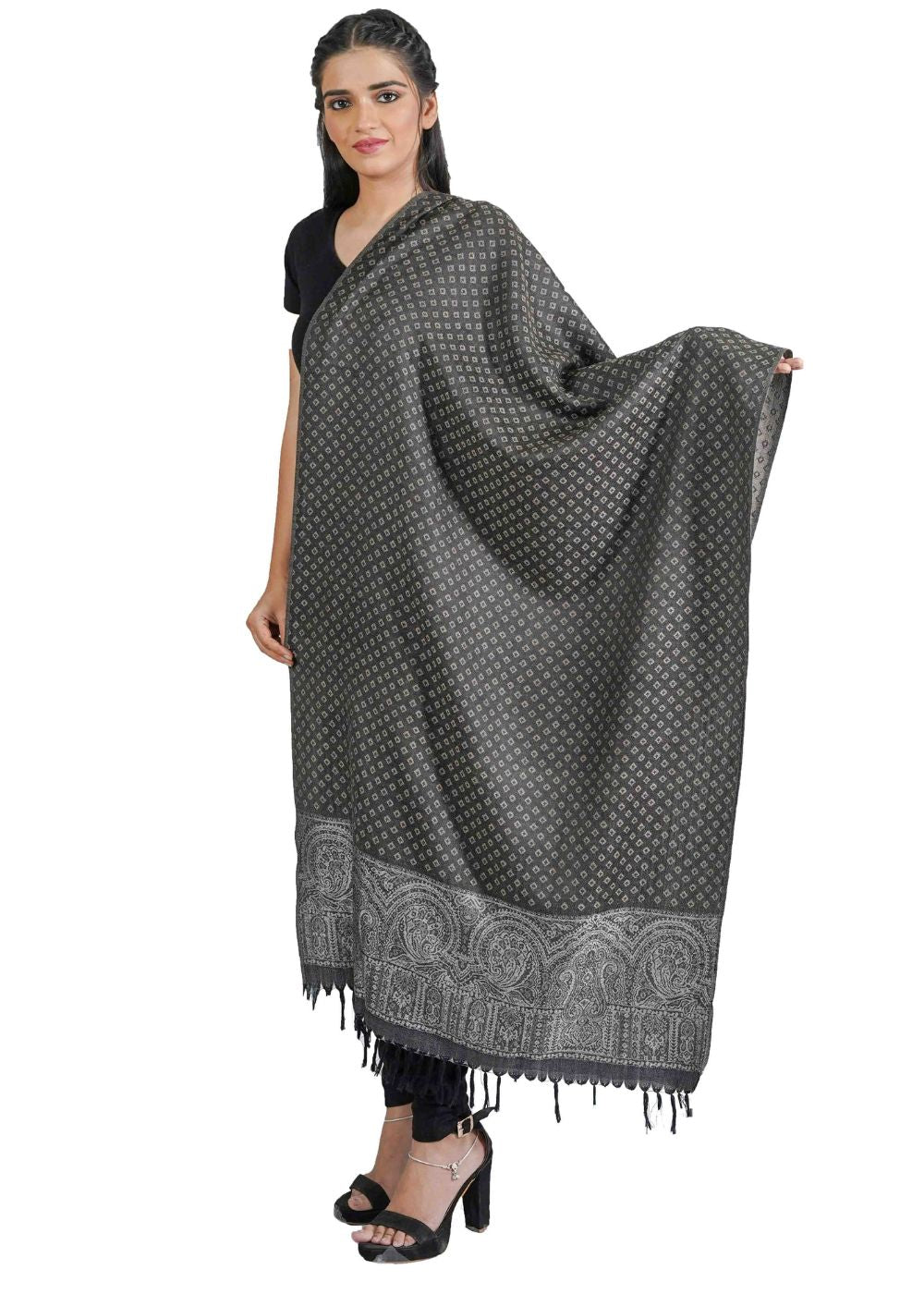 SILK WOOL JACQUARD STOLE WITH ELEGANT PALLA