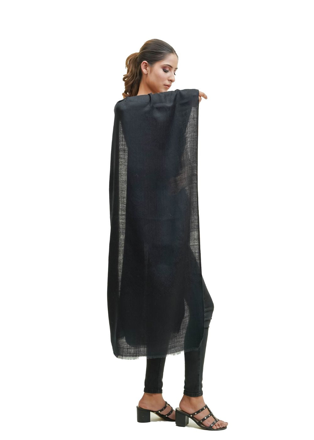 SELF JACQUARD STOLE IN MERINO WOOL