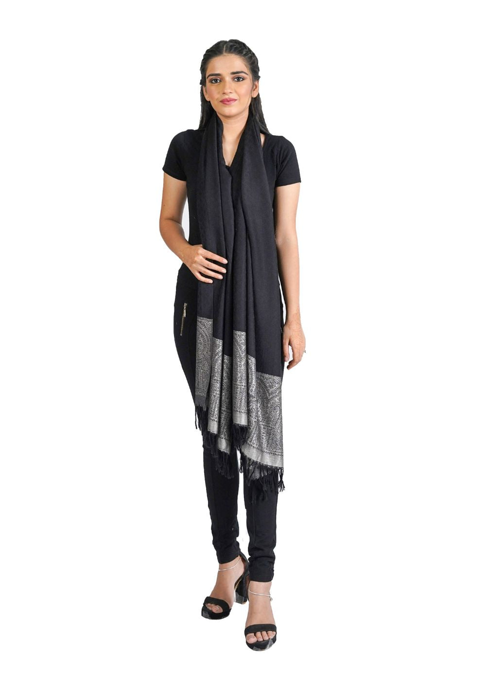 SILK WOOL JACQUARD STOLE WITH ELEGANT PALLA