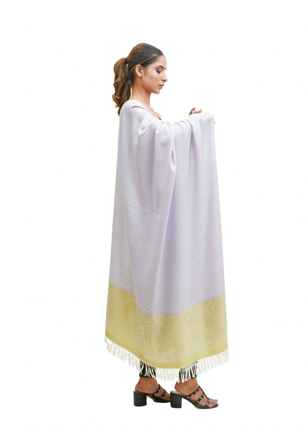 SILK WOOL JACQUARD SHAWL WITH ELEGANT PALLA