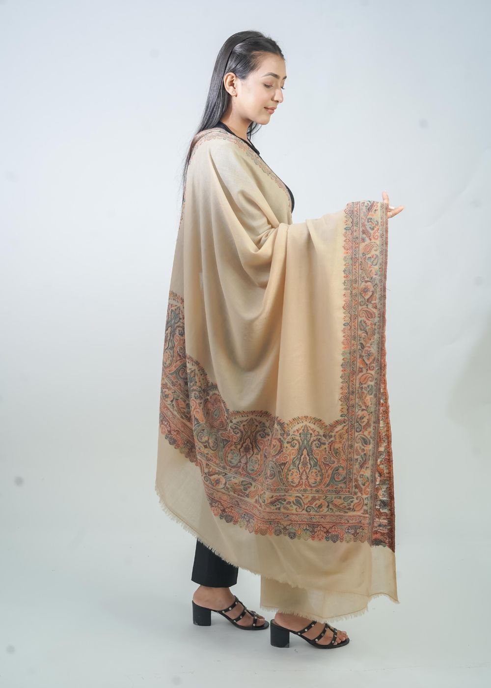 KANI WOVEN DUAR PALLA SHAWL