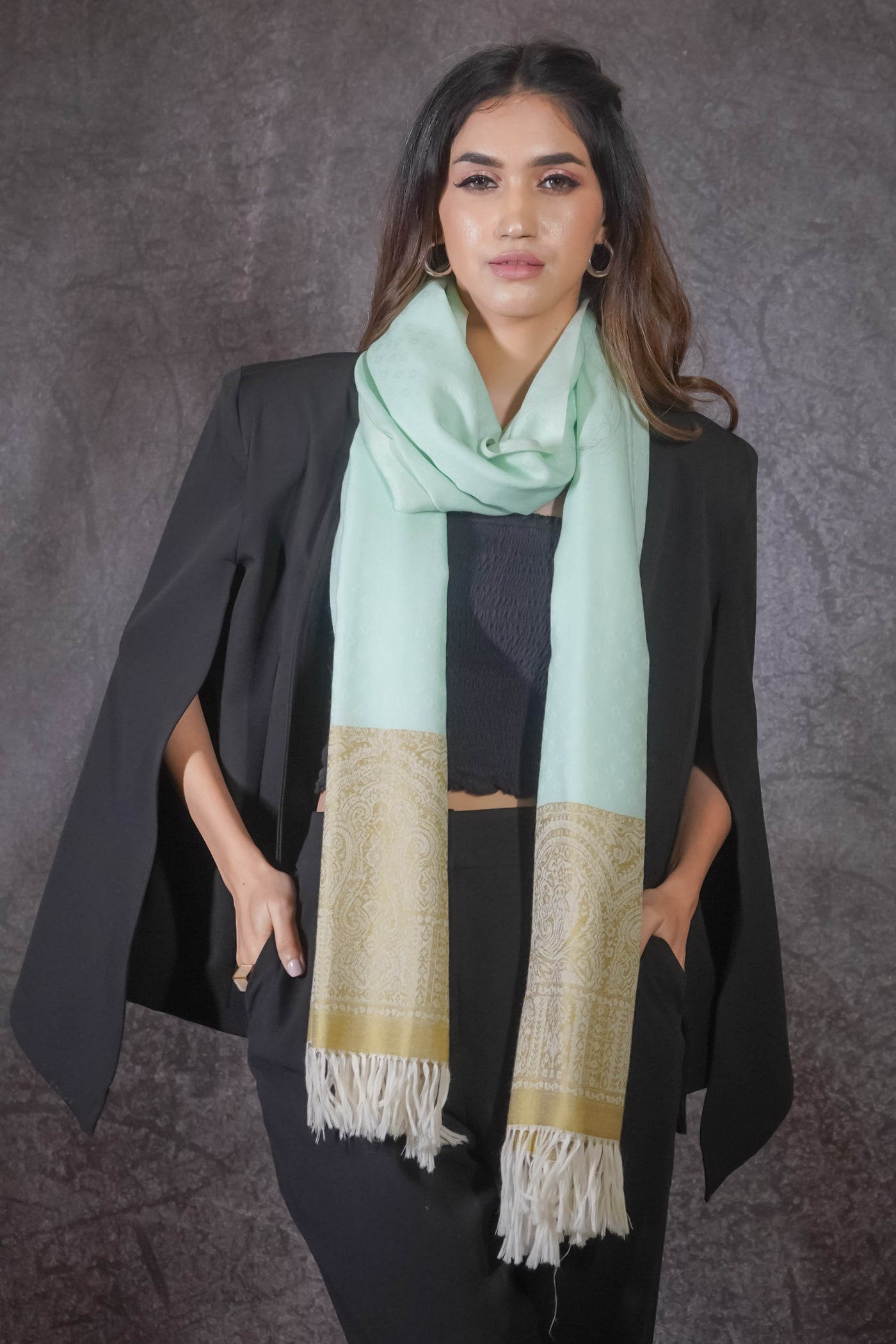 SILK WOOL JACQUARD STOLE WITH ELEGANT PALLA