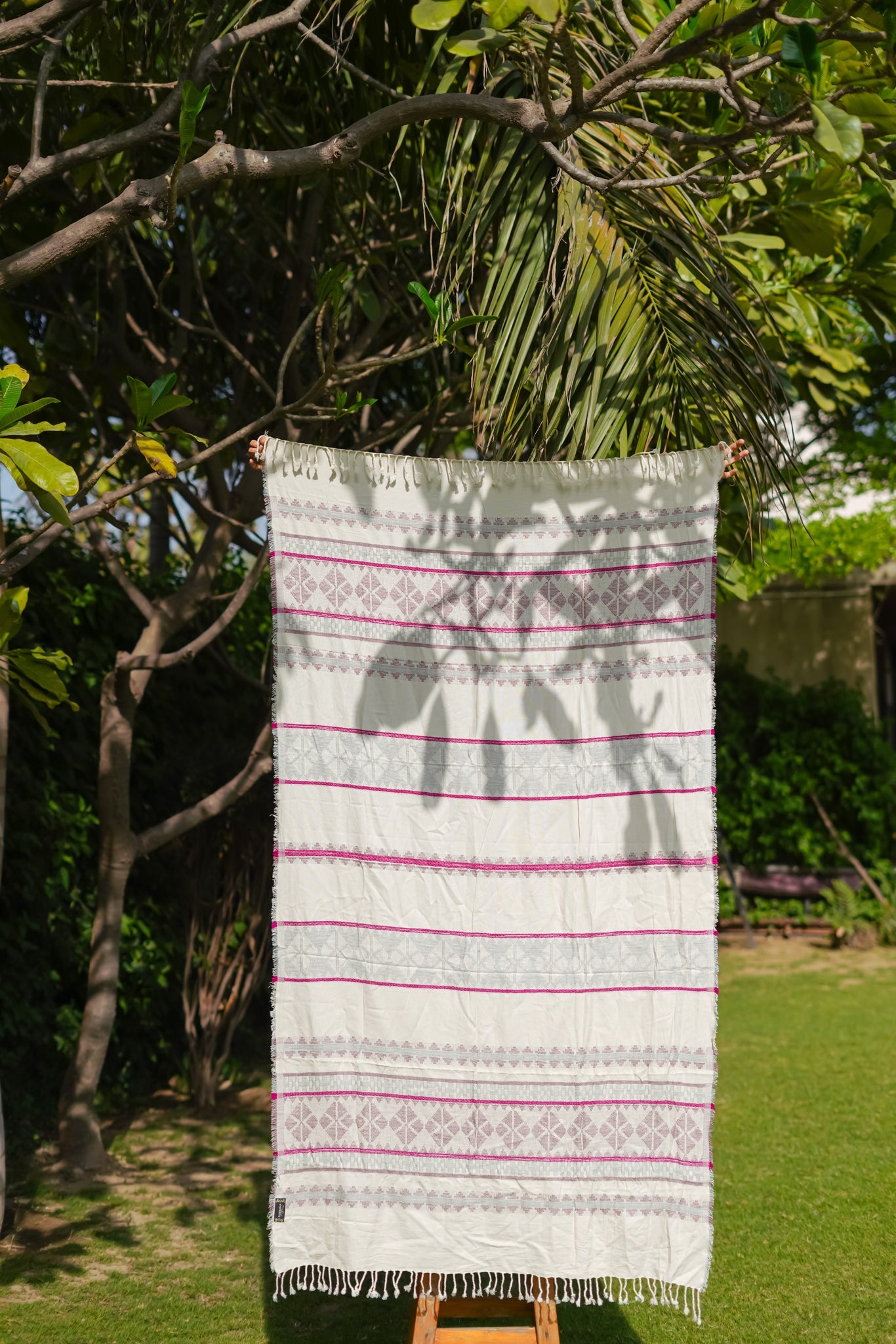 FOUTA /THROW - IKAT