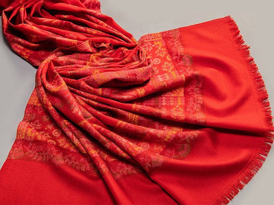 RED WOVEN JACQUARD SHAWL IN MERINO WOOL