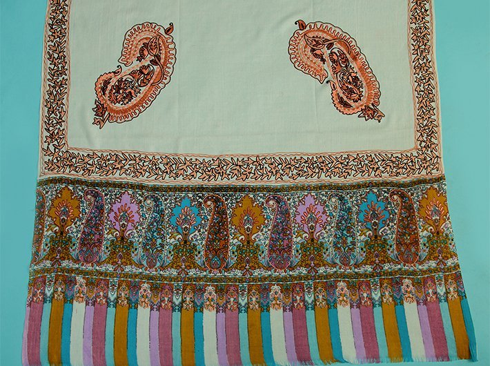 CHAIN STITCH EMBROIDERY ON WHITE HANDLOOM MERINO WOOL SHAWL