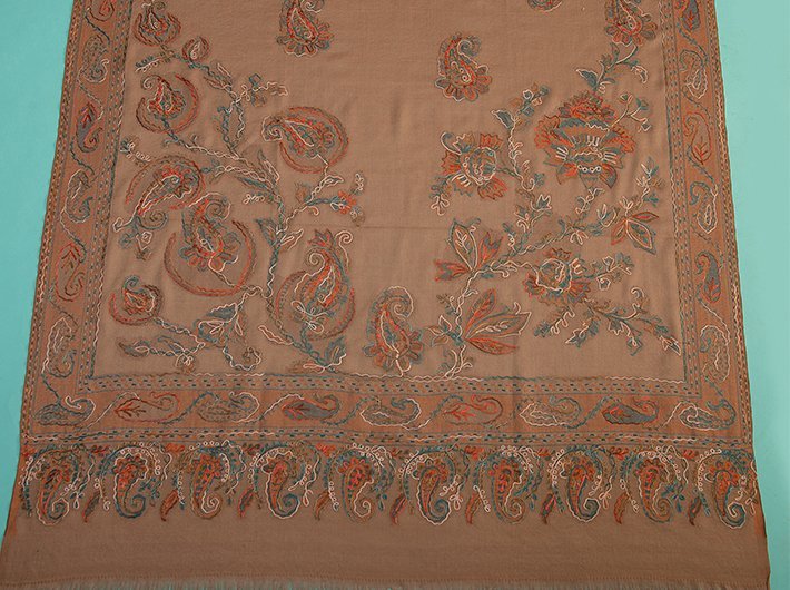 CHAIN STITCH EMBROIDERY ON MOUSE PURE WOOL JAMAWAR SHAWL