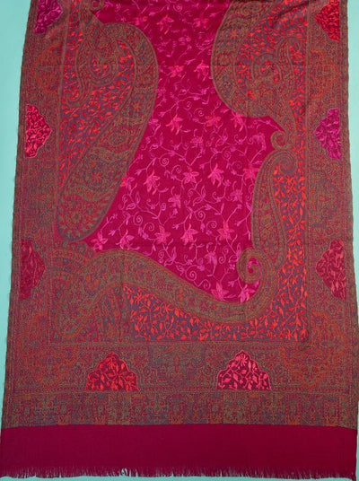 CHAIN STITCH EMBROIDERY ON MAGENTA PINK PURE WOOL JAMAWAR SHAWL