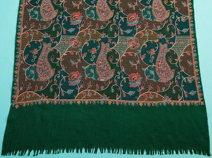 MULTI HEAD EMBROIDERY JAMA ON  BOTTLE GREEN  PURE WOOL PLAIN STOLE