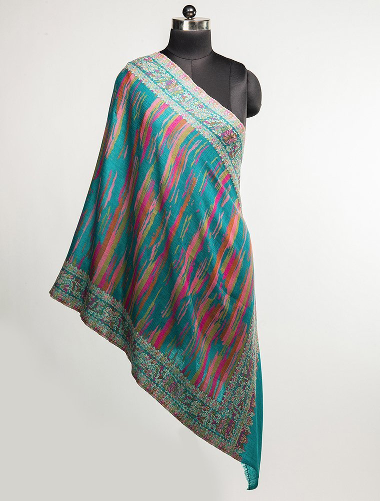 PATTERN WOVEN STOLE WITH SUPER SOFT MERINO WOOL