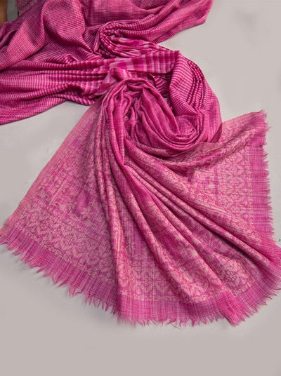 PINK IKAT PATTERN SHAWL WOVEN IN EXTRA FINE MERINO WOOL